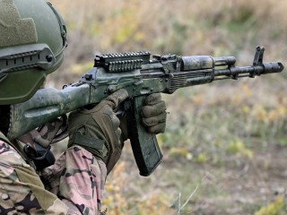 Подразделение ПВО пополнилось опытным бойцом из Долгопрудного
