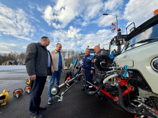 Следить за чистотой в парках округа будут с помощью спецтехники