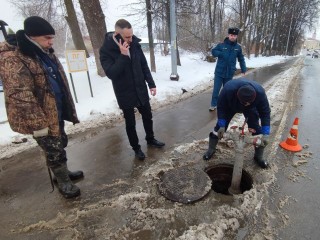 Работу всех пожарных гидрантов проверят за месяц в Талдоме