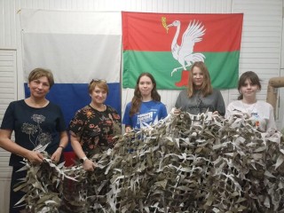Инструменты, саморезы и средства от комаров собирают волонтеры для бойцов СВО