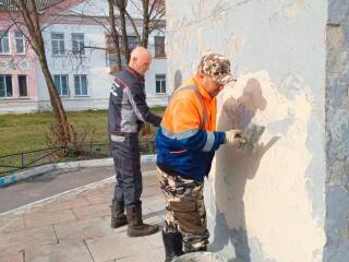 В Радовицком приводят в порядок памятники