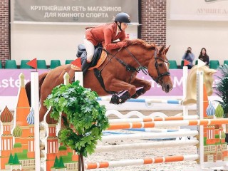 Всадница из Одинцова завоевала три медали на всероссийских конных соревнованиях