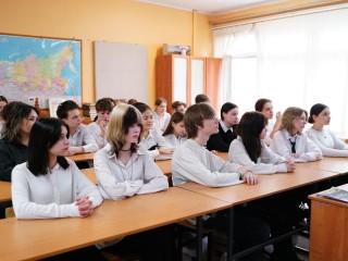 В школе «Наследие» провели открытый урок и отметили победу на Чудском озере