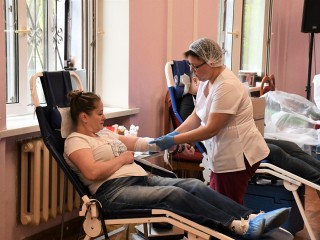 Жуковчане присоединились к Национальному дню донора и сдали больше 30 литров крови