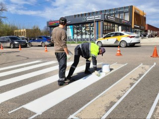 Разметку пешеходника на пересечении Солнцева и Федеративной восстановили