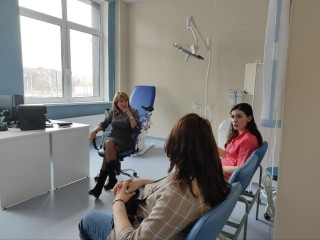 Будущие мамы Лобни познакомились с новым роддомом в Долгопрудном