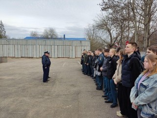 Красногорские студенты узнали, как стать спасателем в Подмосковье