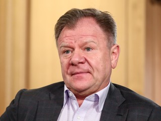 «База для школьников»: Бутман оценил идею изучения патриотических песен в школах