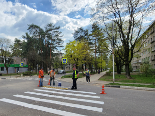 В Протвине обновили дорожную разметку на Ленина у Дома культуры «Протон»