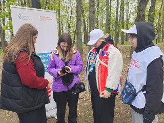 Волонтеры помогают жителям Лосино-Петровского выбрать место для благоустройства
