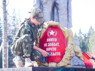 В селе Захарово и деревне Слобода обновили мемориал советским воинам