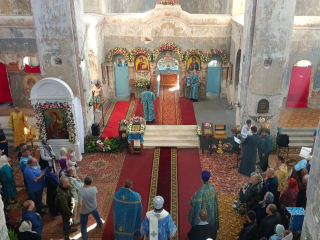 Освящение куличей и праздничные богослужения в храмах Люберец