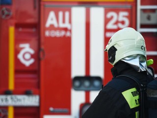 Специалисты МЧС потушили пожар на Рязанском шоссе