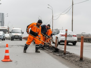 На подмосковных дорогах начался второй этап уборки