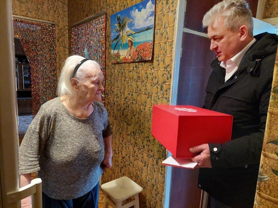 В Реутове поздравили ветеранов с наступающим Днем Победы