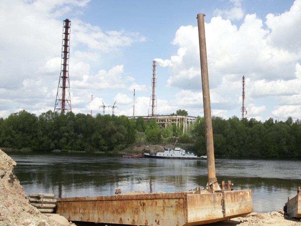 Строительство дюкера на реке Москве в Воскресенске приостановили из-за судоходства