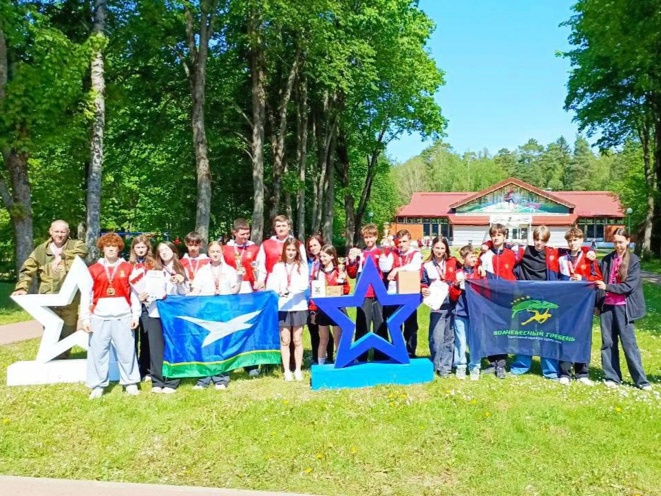 Школьники из Чехова вошли в тройку лучших на подмосковном слете