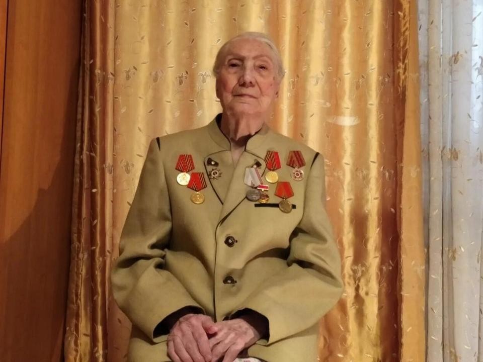 Ветеран Елена Артемьева: «Вместе с сестрой мы охраняли пулемет на крыше магазина»