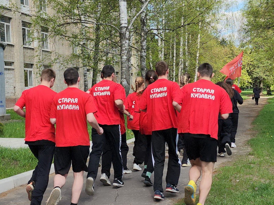 В Старой Купавне курсанты поучаствовали в забеге в честь Дня Победы