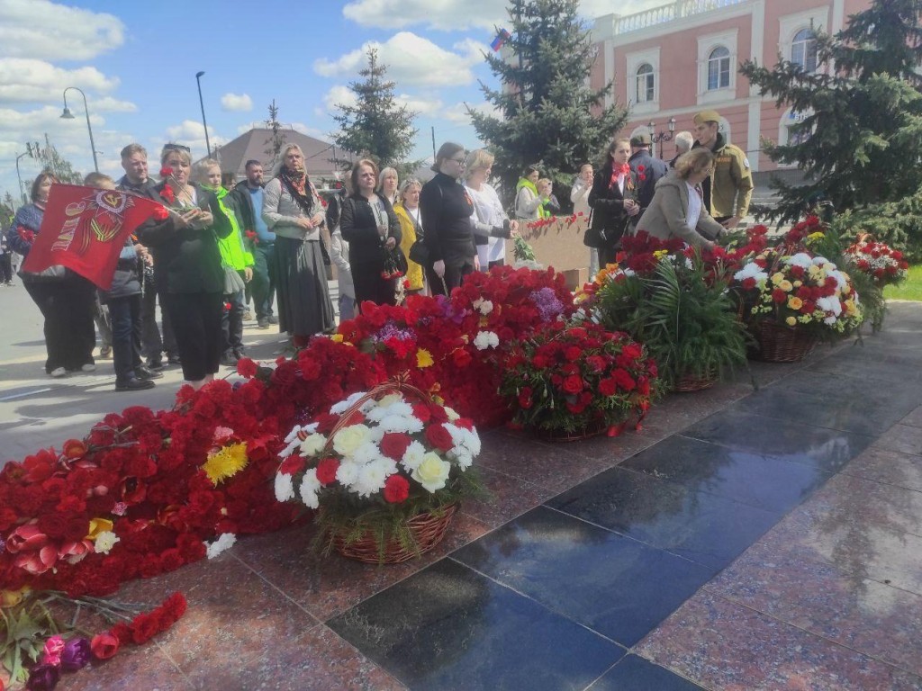 Преподаватели Бронницкого колледжа почтили память героев ВОВ
