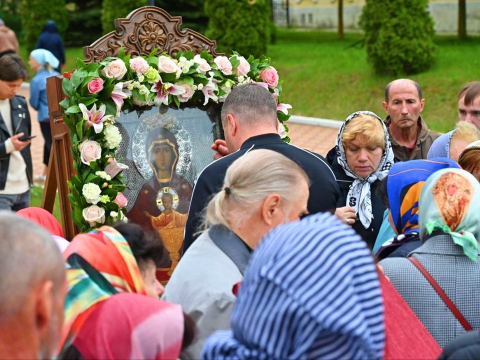 В Серпухове отметили 147-летие явления иконы «Неупиваемая Чаша»