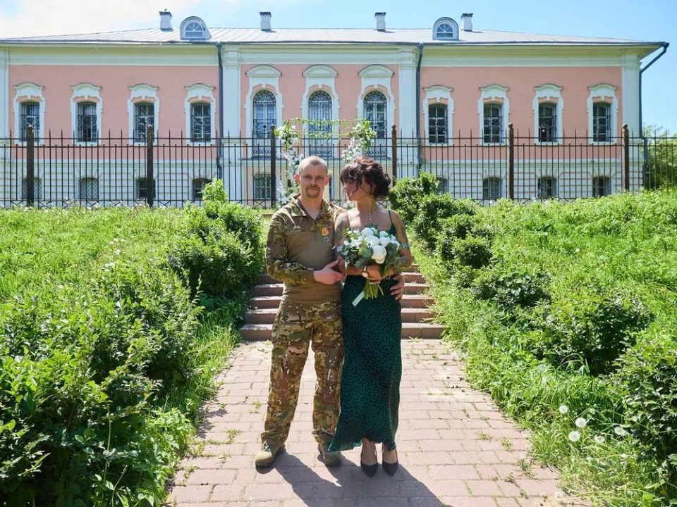 Новую площадку для выездной регистрации брака открыли в чеховском парке