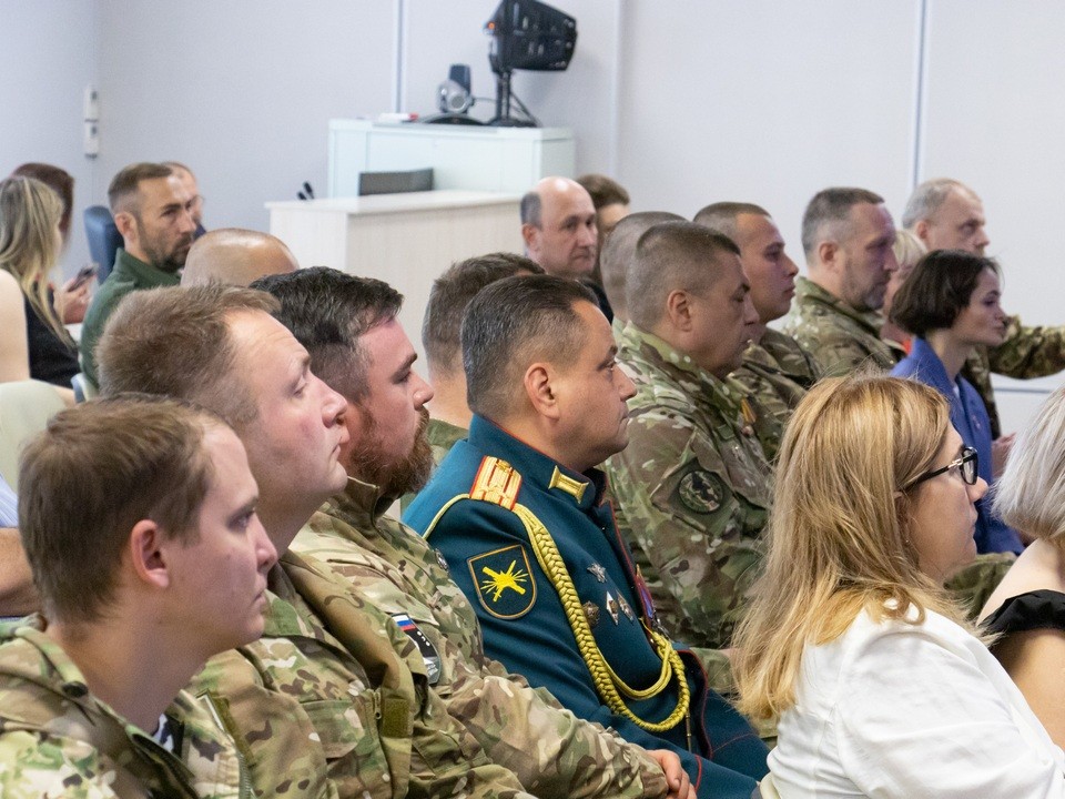 В предварительном голосовании «Единой России» Подмосковья победили 18 участников СВО