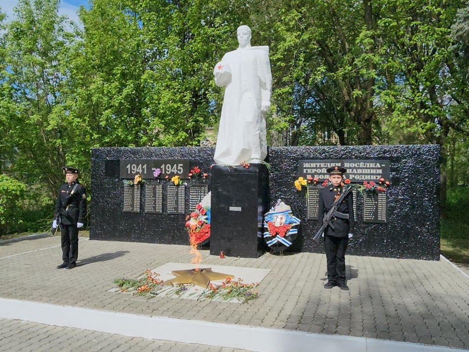 Митинг, посвященный юбилею Победы, прошел у мемориала погибших жителей округа
