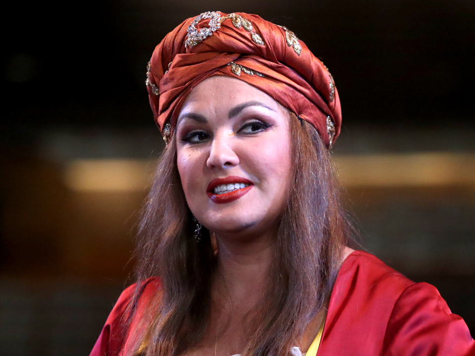 Анна Нетребко опубликовала редкое фото с сыном