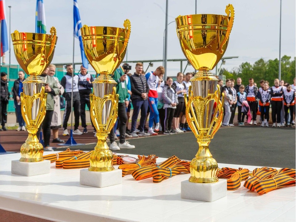 Сборные школы №4 лидировали в двух забегах в майской эстафете в Кашире