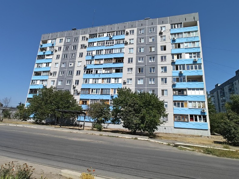 Подмосковье восстановило многоэтажки в Мариуполе
