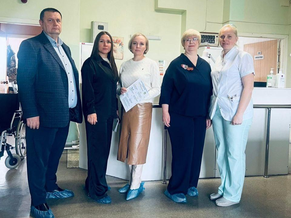 Консультации для бойцов СВО провели специалисты соцзащиты и нотариальной палаты