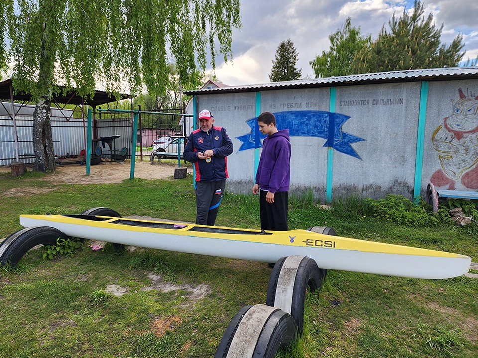 Тренировочную базу секции гребли на городском пляже обновят в этом году