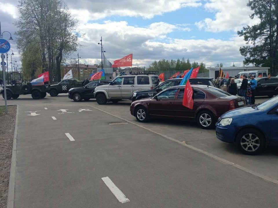 В Клину прошел автопробег по всем воинским захоронениям