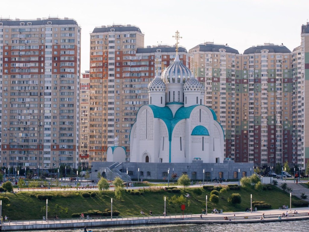 В Никольском соборе в Красногорске установили лифты для удобства прихожан