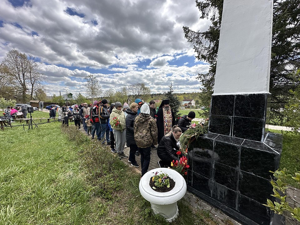 В Муранове вспомнили павших в Великой Отечественной войне бойцов