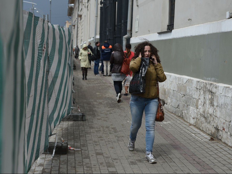 В квартале Маяковского заметили мужчину, который вел себя непристойно