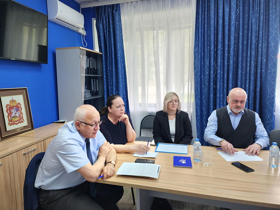 Жителям Шатуры разъяснили их права на встрече со специалистом