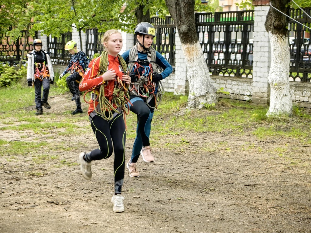 Школьники Щелкова сразились в мастерстве спортивного туризма
