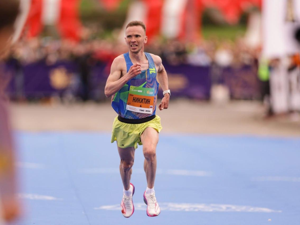 Бегун из Подмосковья завоевал серебро на чемпионате России по марафону