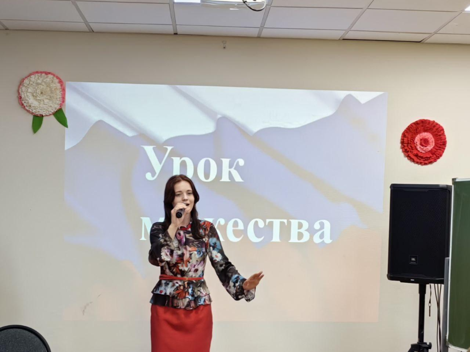 Чеховский техникум провел урок мужества с Александром, участником СВО