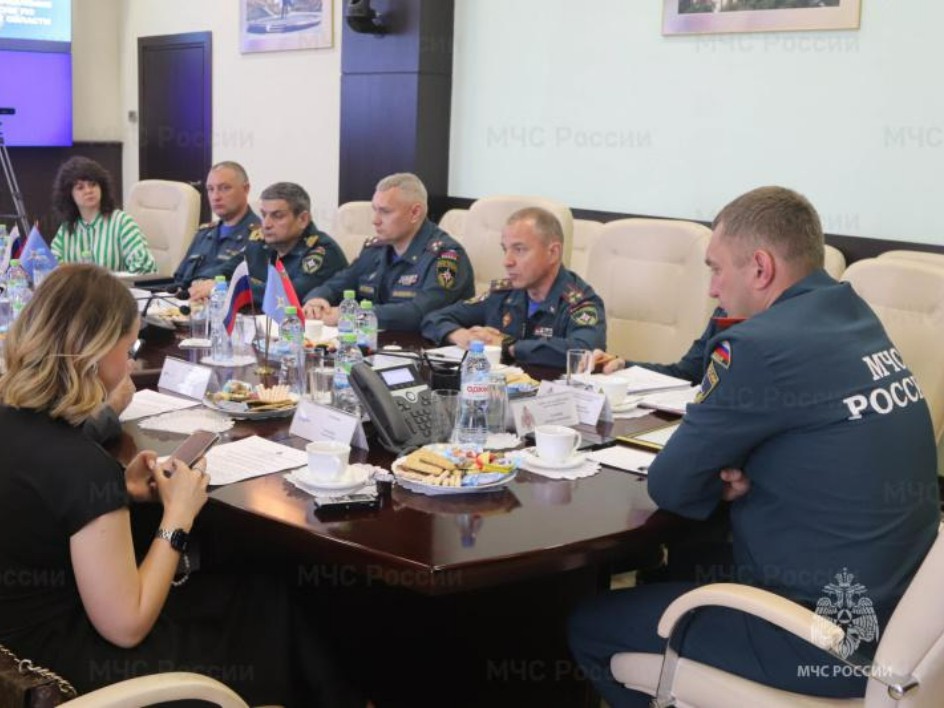 Глава подмосковного МЧС провел первую встречу с журналистами