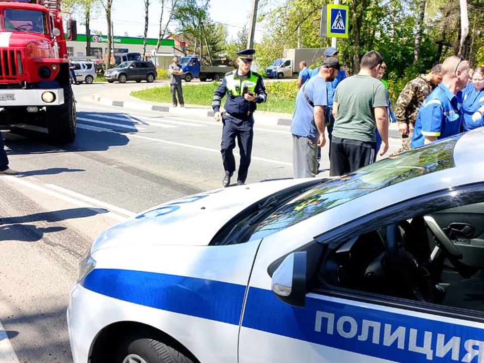 Спасатели оказали помощь сбитому автомобилем подростку в Ступине