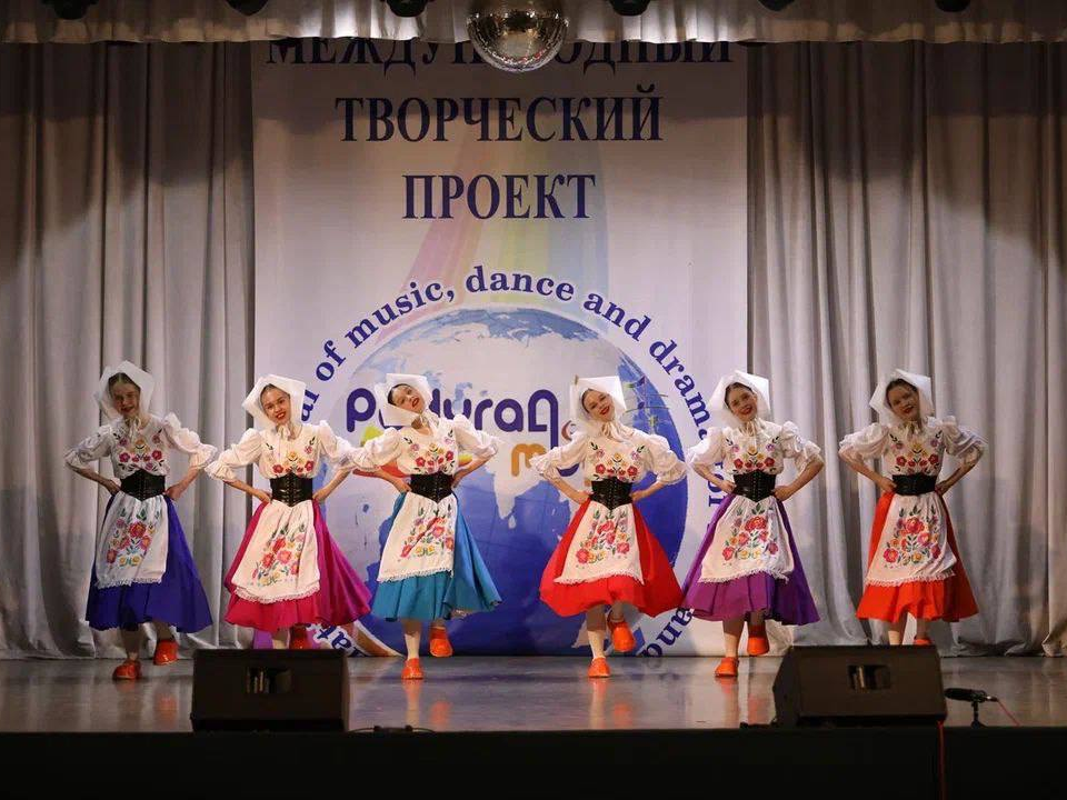 Фестиваль «Добрые Традиции» объединил лучшие танцевальные коллективы города