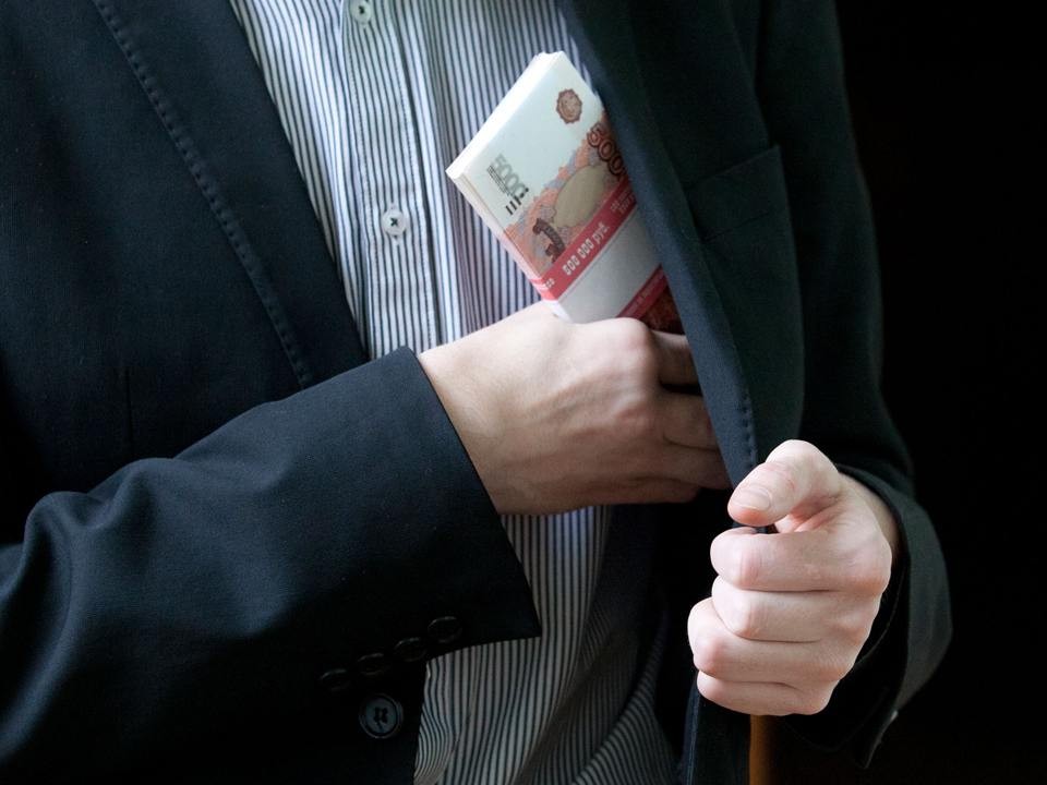 Суд вынес приговор экс-полицейскому по делу о взятке в особо крупном размере в Мытищах