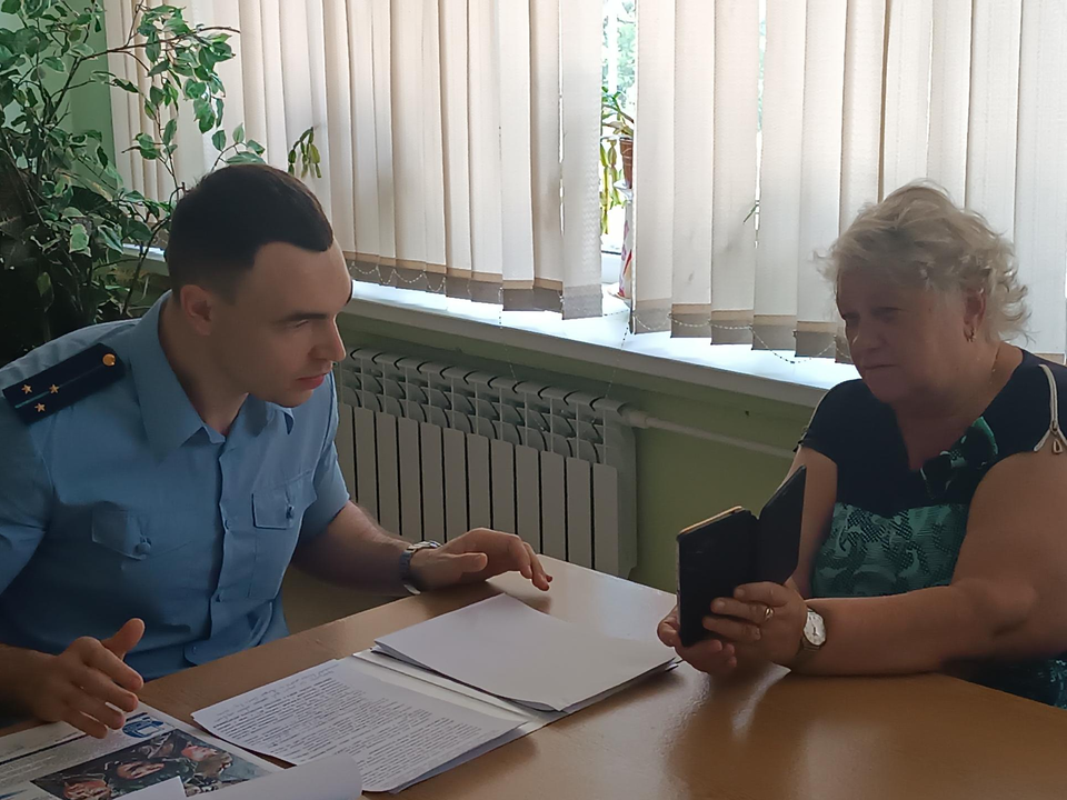 Как не стать жертвой мошенников: советы помощника прокурора ветеранам Люберец