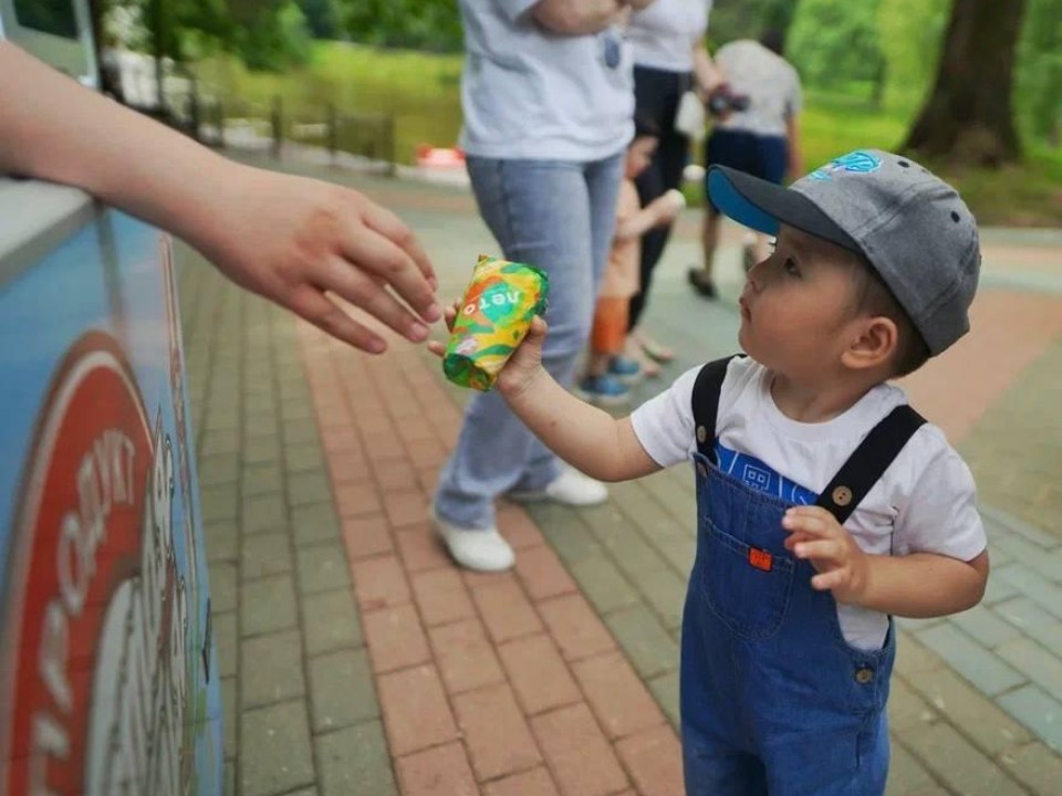 Мороженое в подарок получат дети в городском парке Павловского Посада