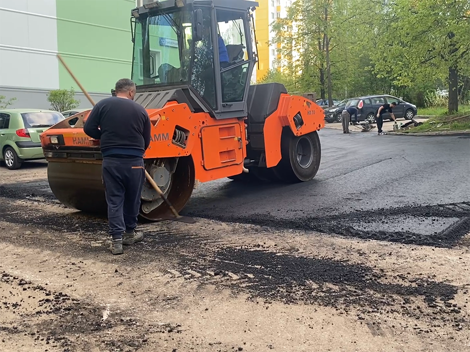 Во Власихе завершили ремонт дорог в Заозерном