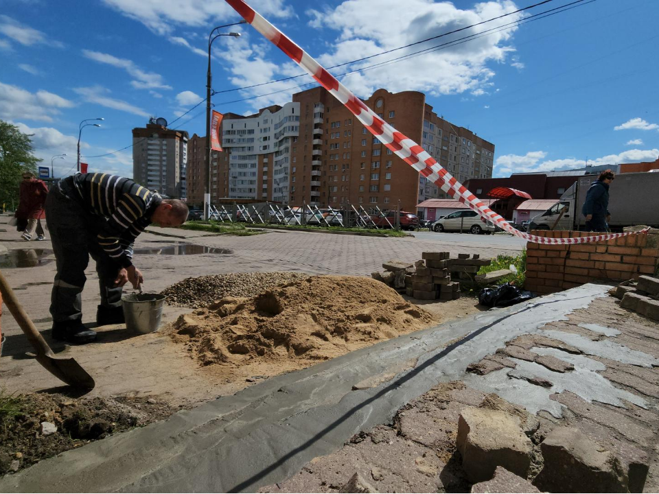 В Красногорске завершается обновление пешеходной зоны у остановки «Чернево»