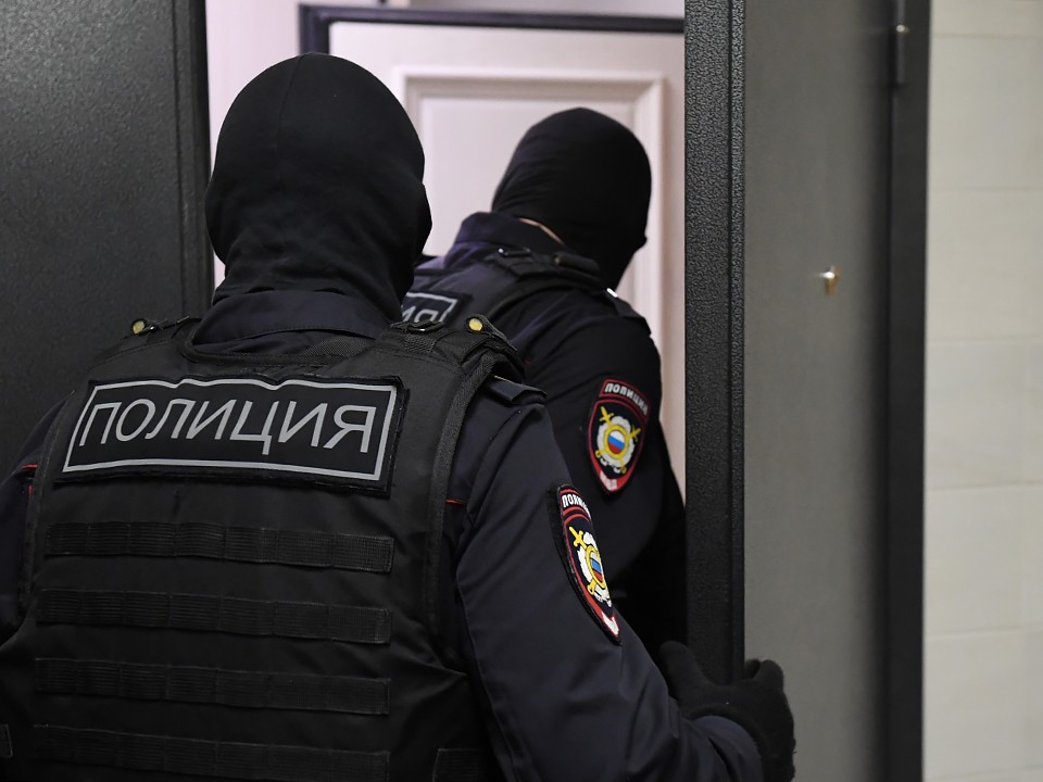 Полицейские раскрыли схему фиктивной регистрации мигрантов в Клину